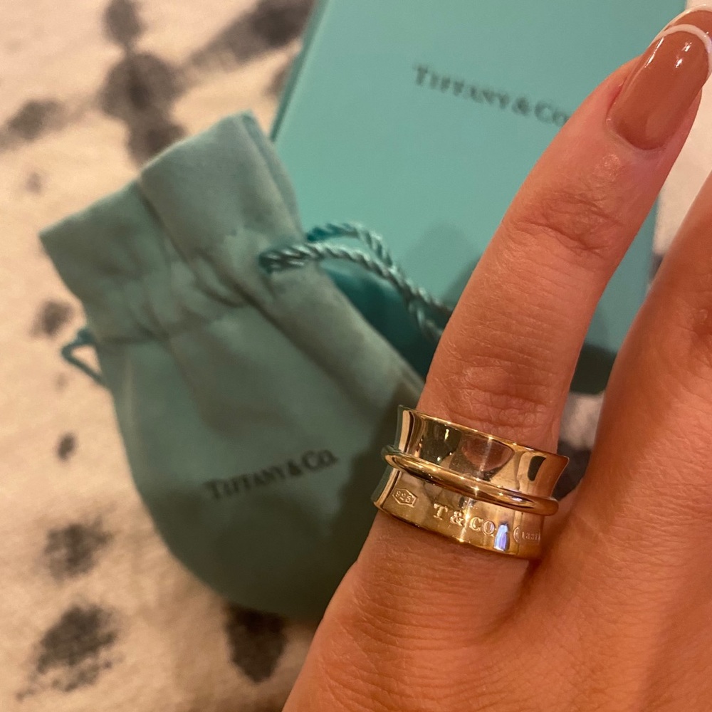 TIFFANY & CO 1837 WIDE BELT RING